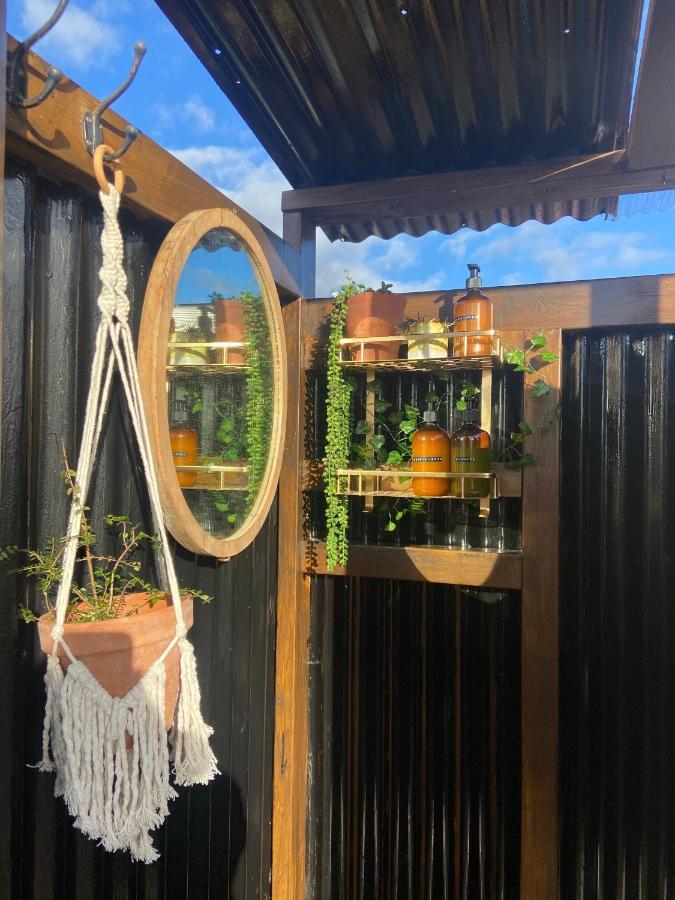 Fen Meadows Glamping - Luxury Cabins And Bell Tents Cambridge  Kültér fotó