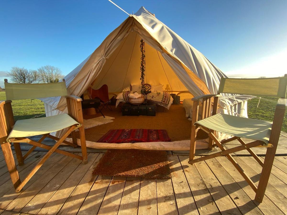 Fen Meadows Glamping - Luxury Cabins And Bell Tents Cambridge  Kültér fotó