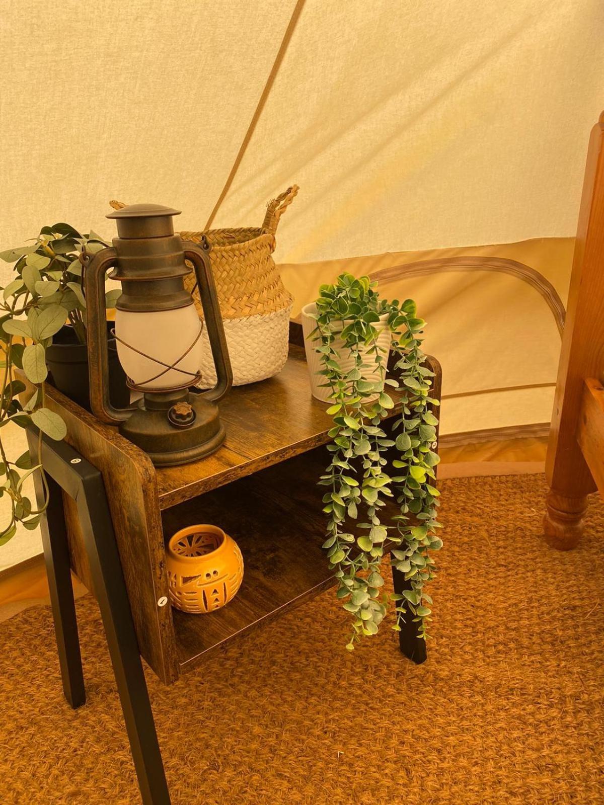Fen Meadows Glamping - Luxury Cabins And Bell Tents Cambridge  Kültér fotó